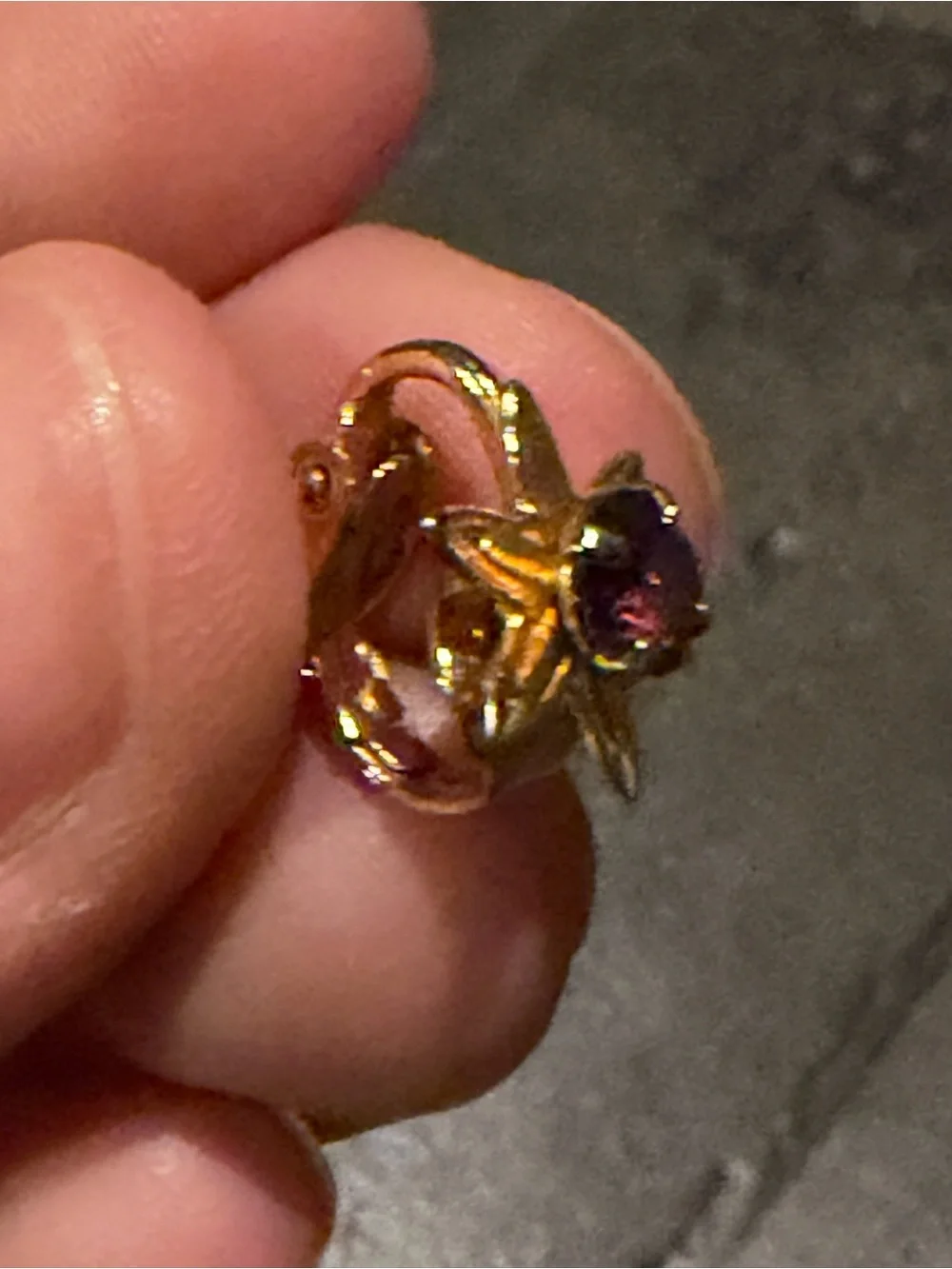 Vintage Gold-Tone Star Flower Clip-On Earrings with Dark Purple Stone